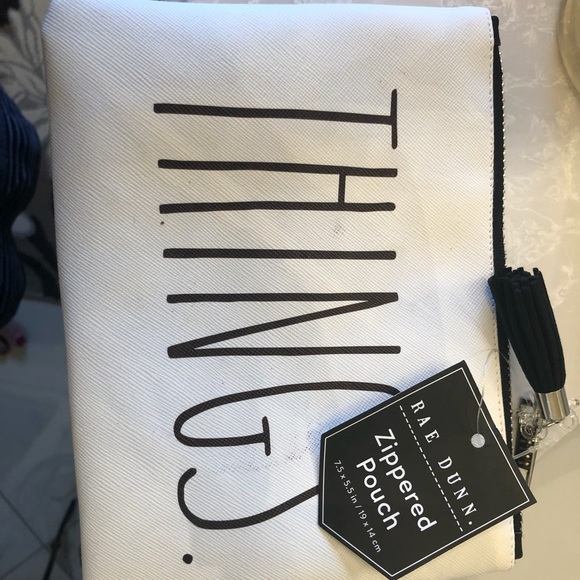 Pouch bag - Picture 1 of 2
